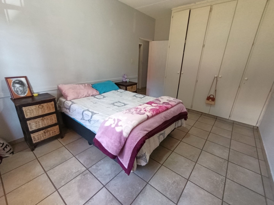 3 Bedroom Property for Sale in Langenhovenpark Free State